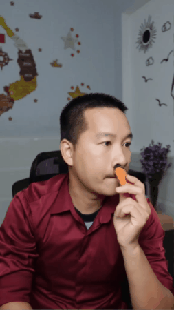 Thao tác với máy - ảnh 1