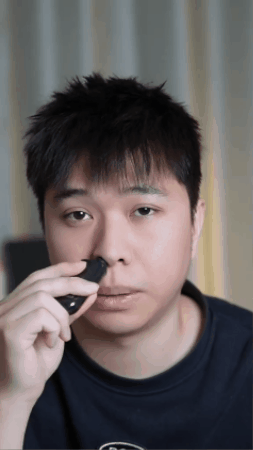 Thao tác với máy - ảnh 2